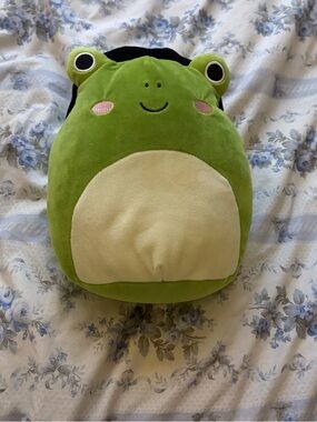 Squishmallow Witch hat Green Frog Plush Backpack with Cream Belly